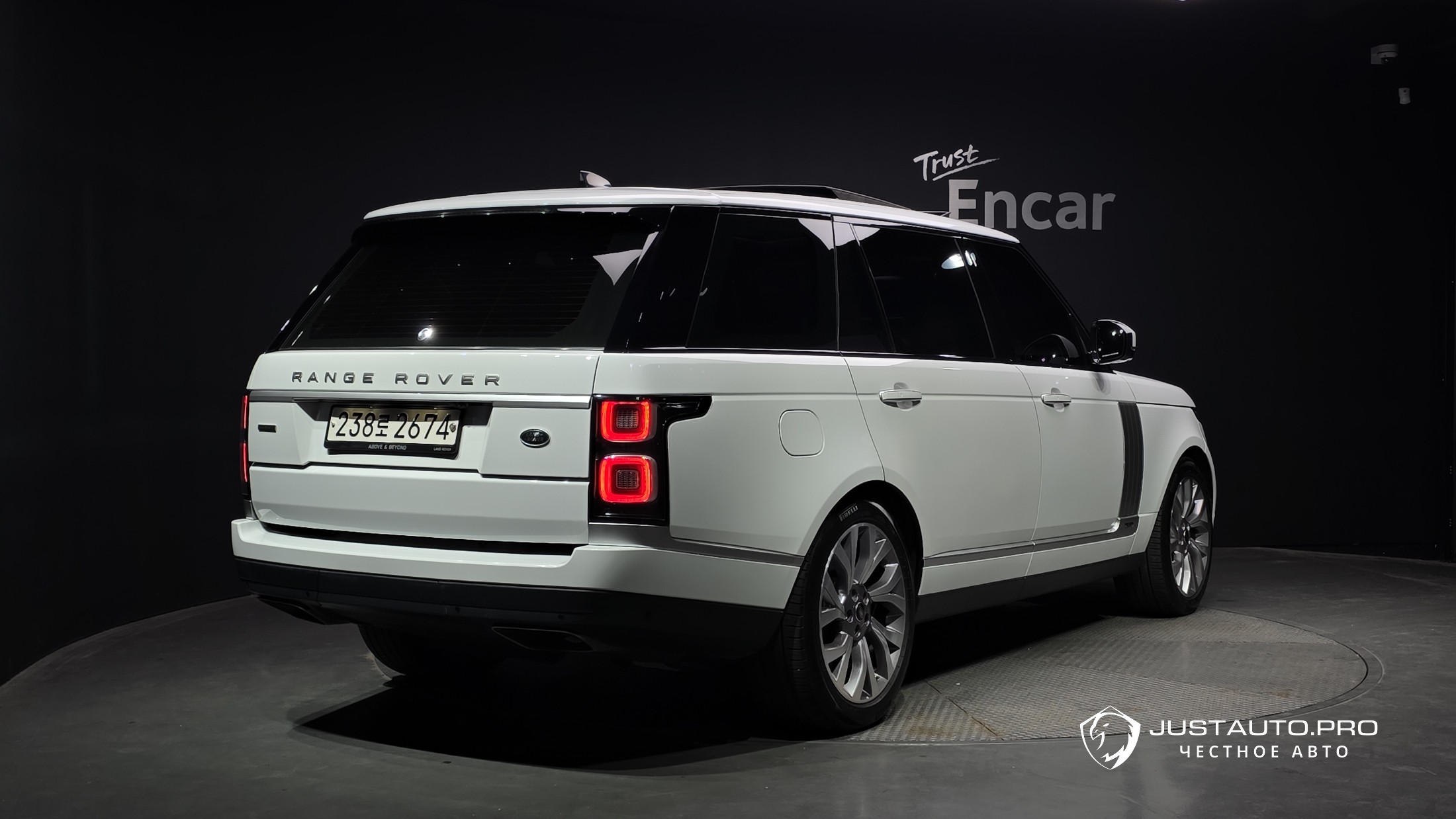 Автомобиль Land Rover Range Rover