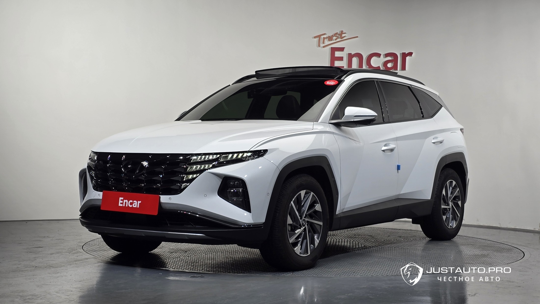 Автомобиль Hyundai Tucson