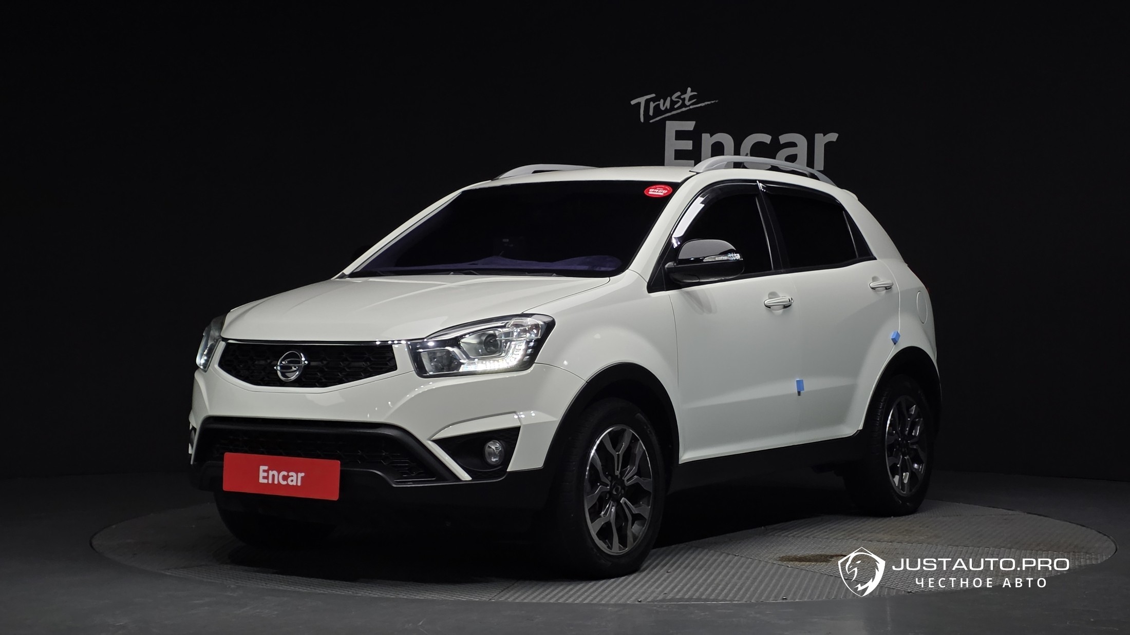 Автомобиль KG_Mobility_Ssangyong KORANDO