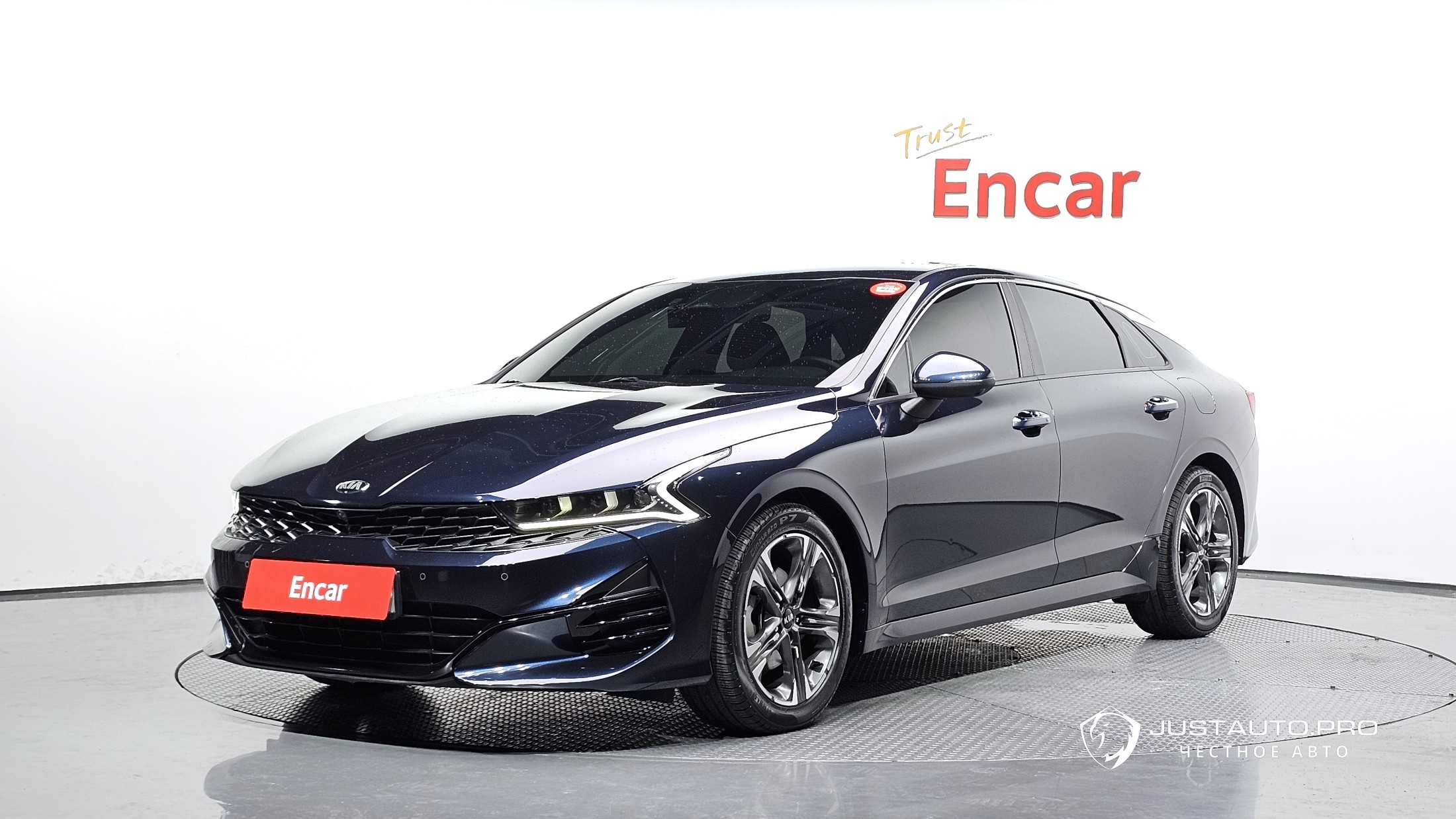 Автомобиль Kia K5