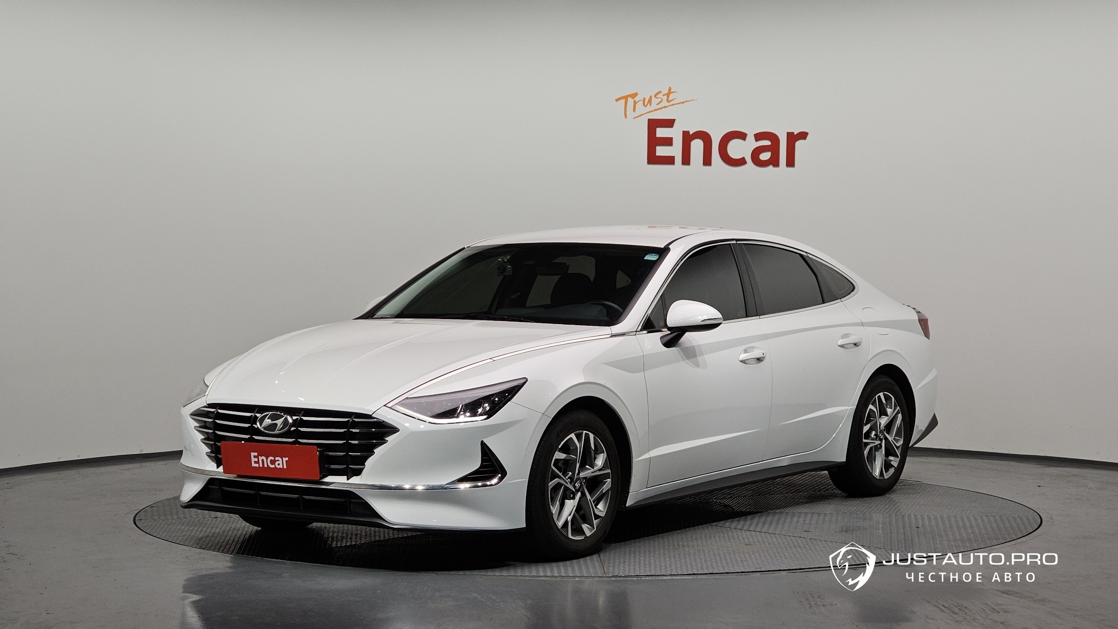 Автомобиль Hyundai Sonata