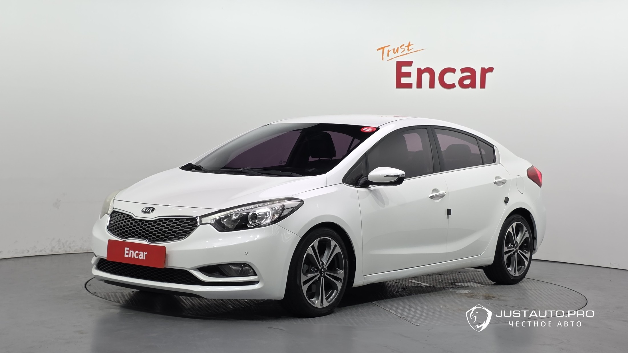 Автомобиль Kia K3