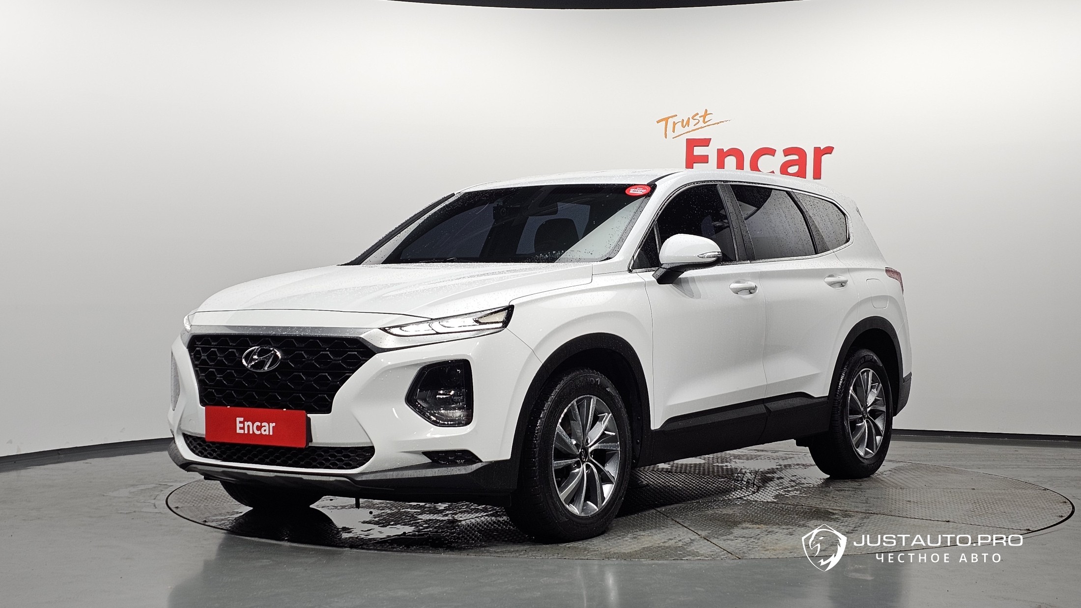 Автомобиль Hyundai Santafe