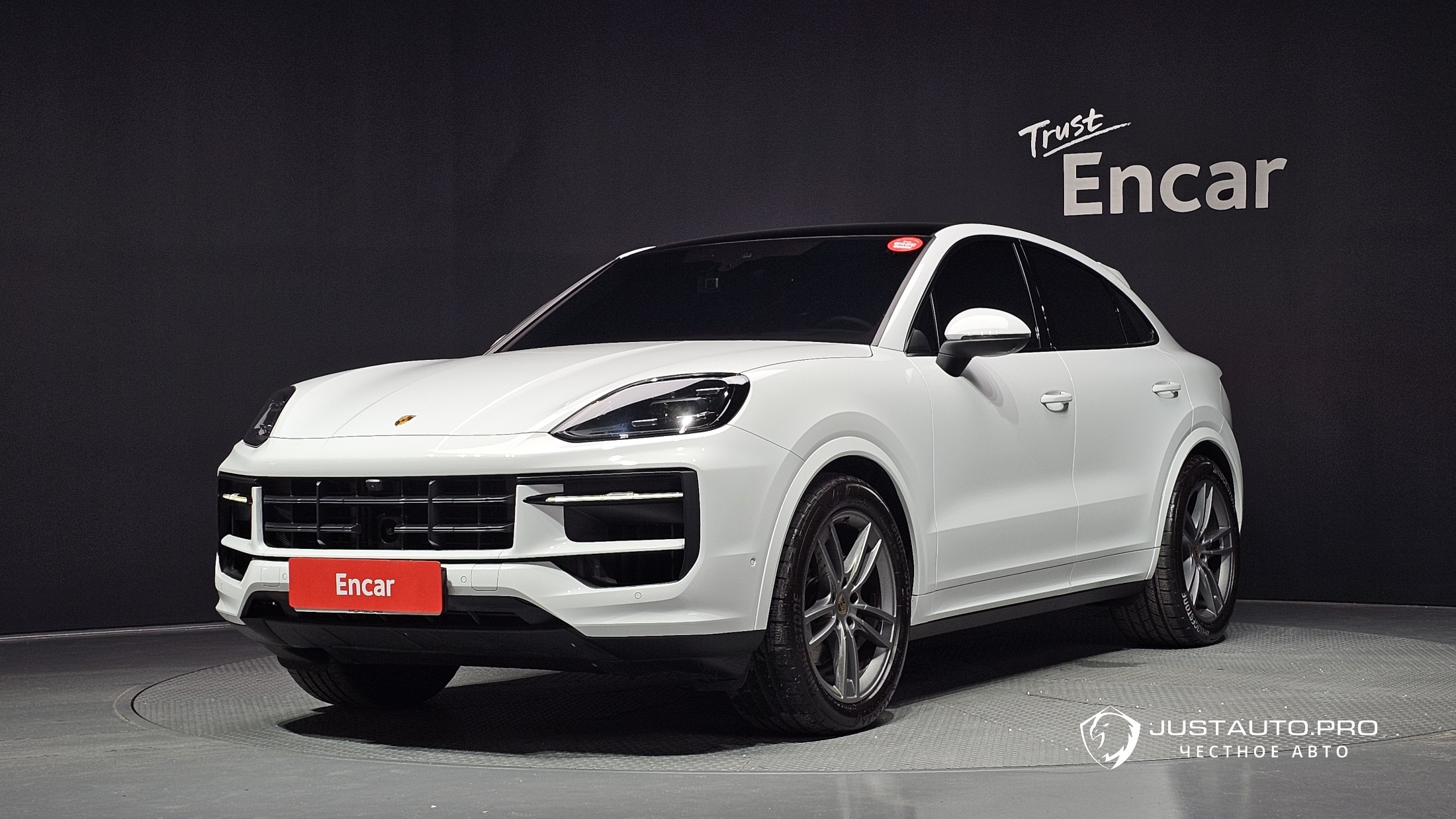 Автомобиль Porsche Cayenne