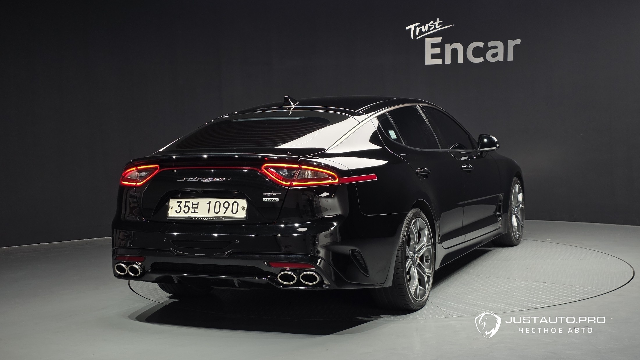 Автомобиль Kia Stinger