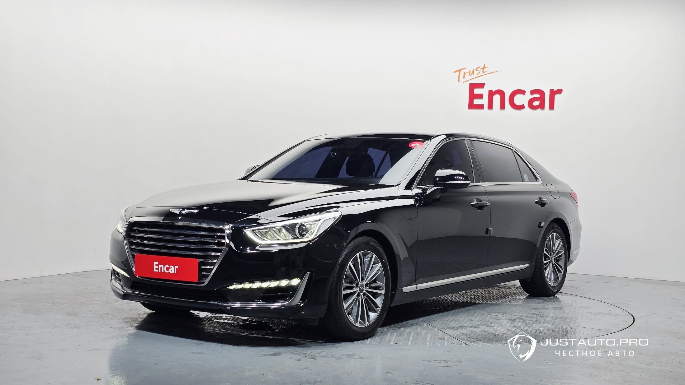 Автомобиль Genesis EQ900