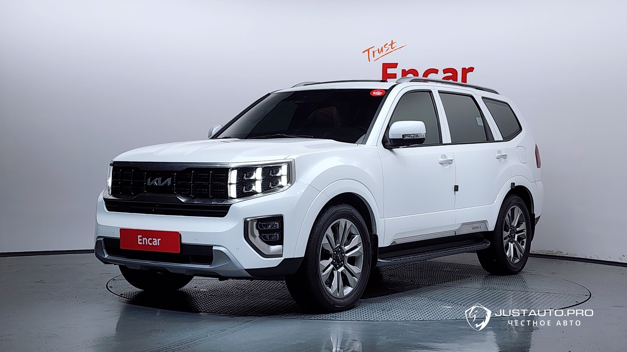 Автомобиль Kia Mohave