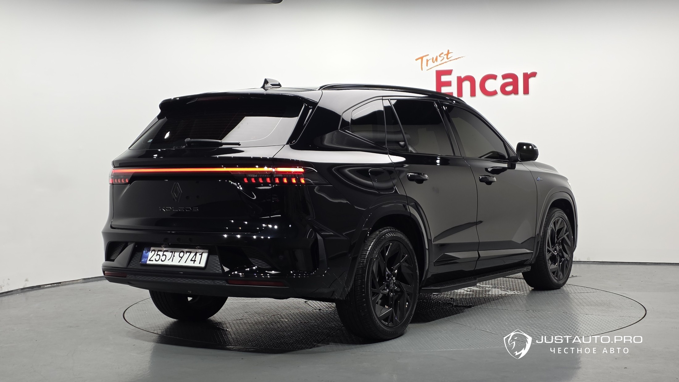 Автомобиль Renault-KoreaSamsung Grand Koleos