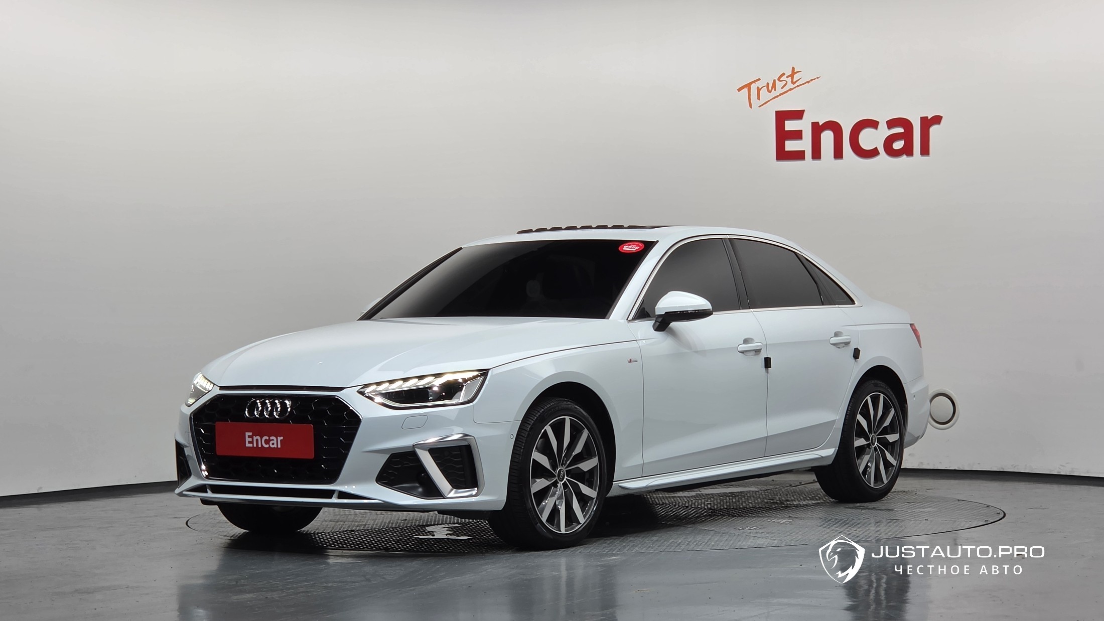 Автомобиль Audi A4