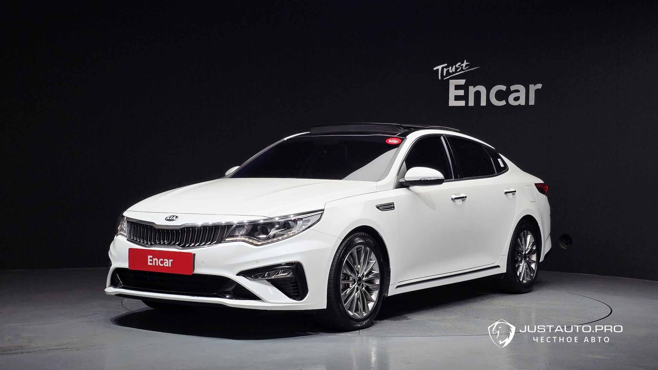 Автомобиль Kia K5