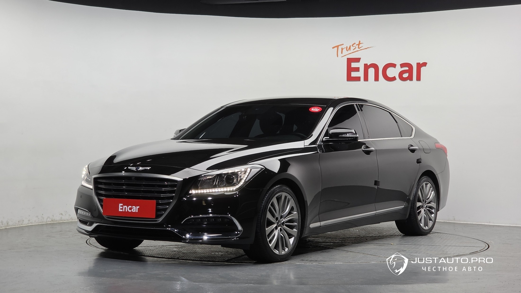 Автомобиль Genesis G80