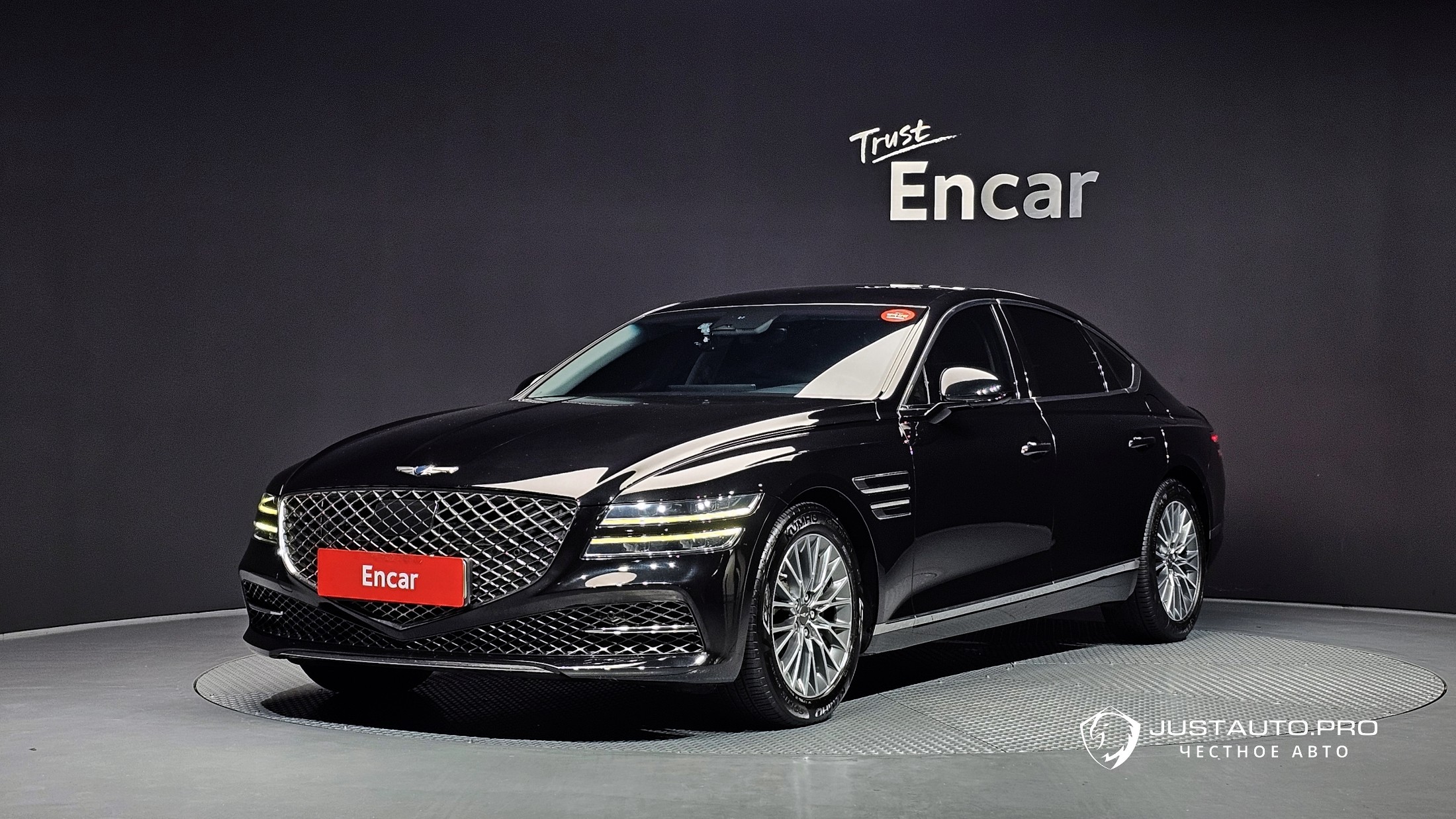 Автомобиль Genesis G80