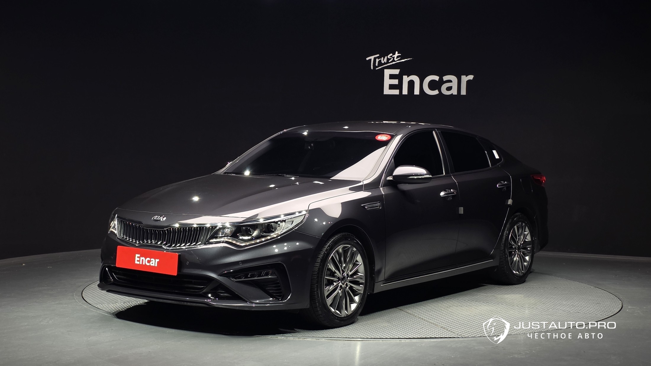 Автомобиль Kia K5
