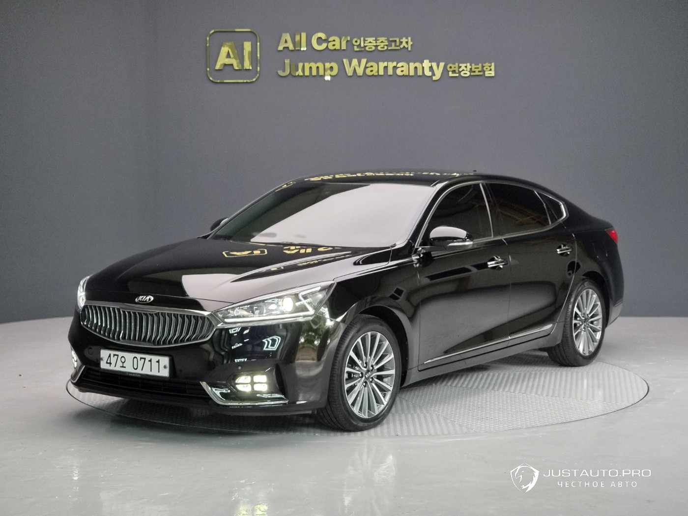 Автомобиль Kia K7