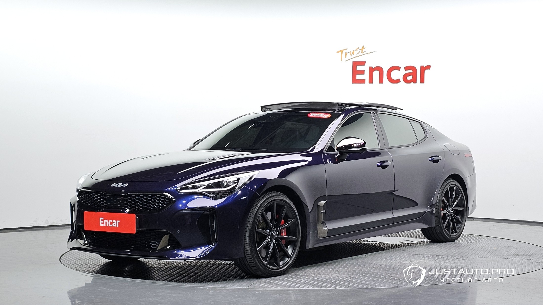 Автомобиль Kia Stinger