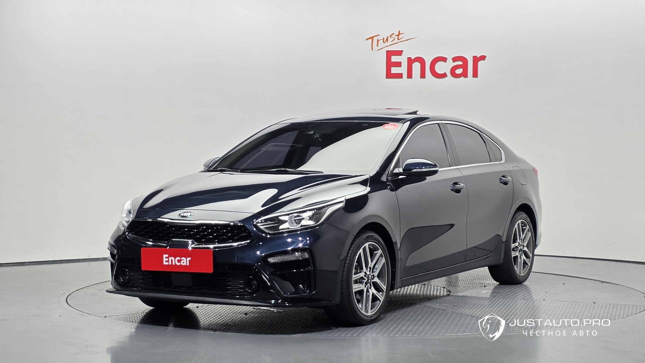 Автомобиль Kia K3
