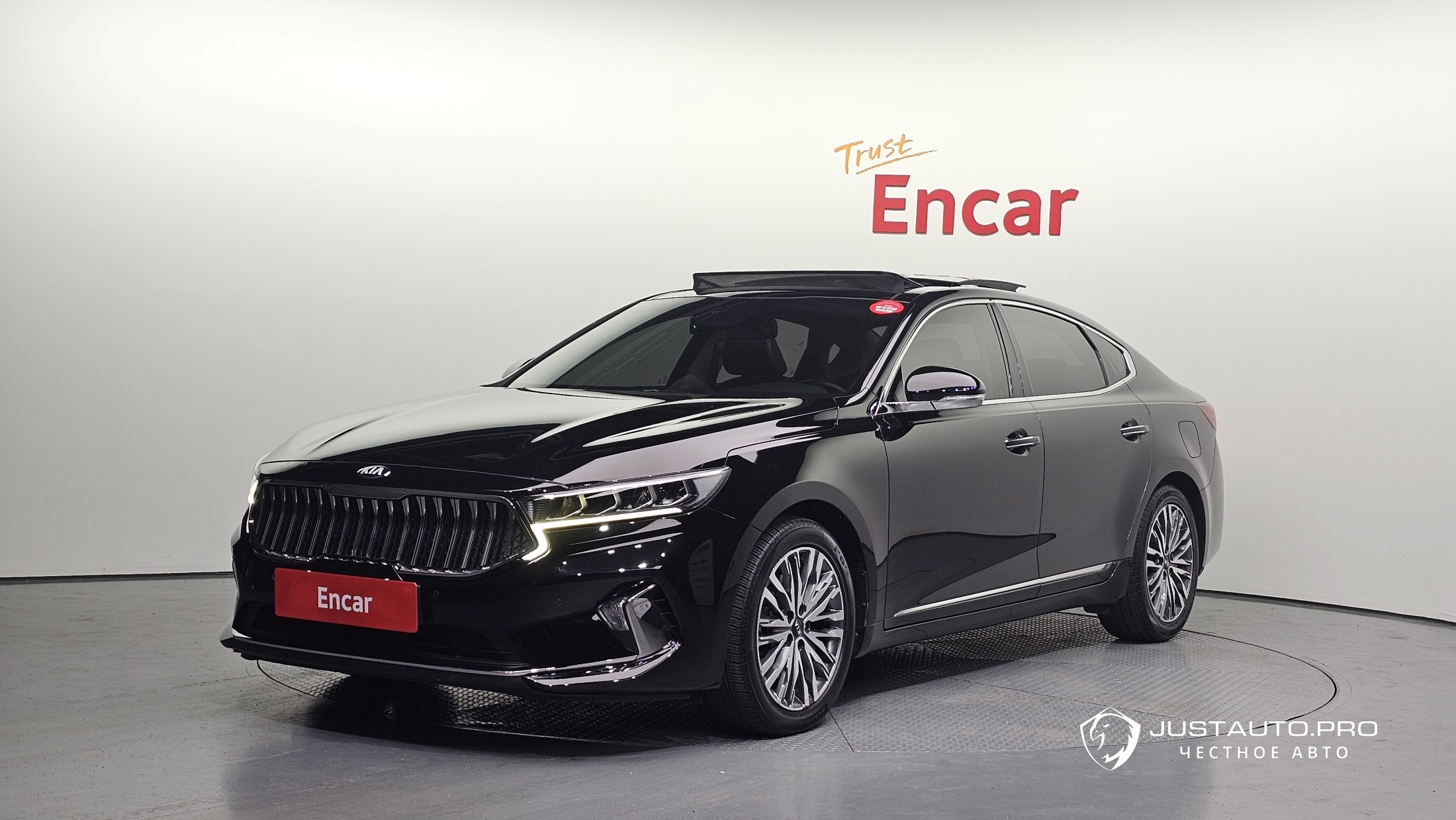 Автомобиль Kia K7
