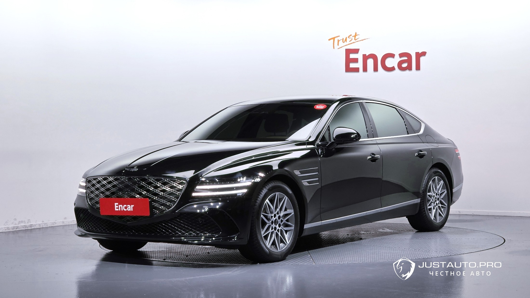 Автомобиль Genesis G80