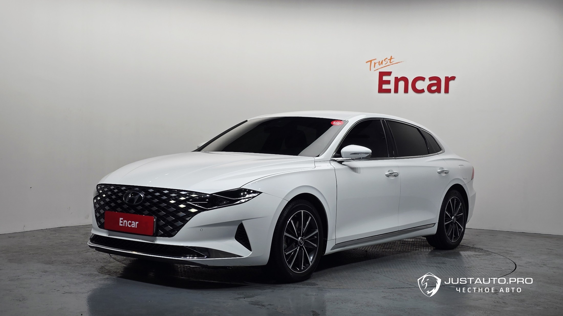 Автомобиль Hyundai Grandeur