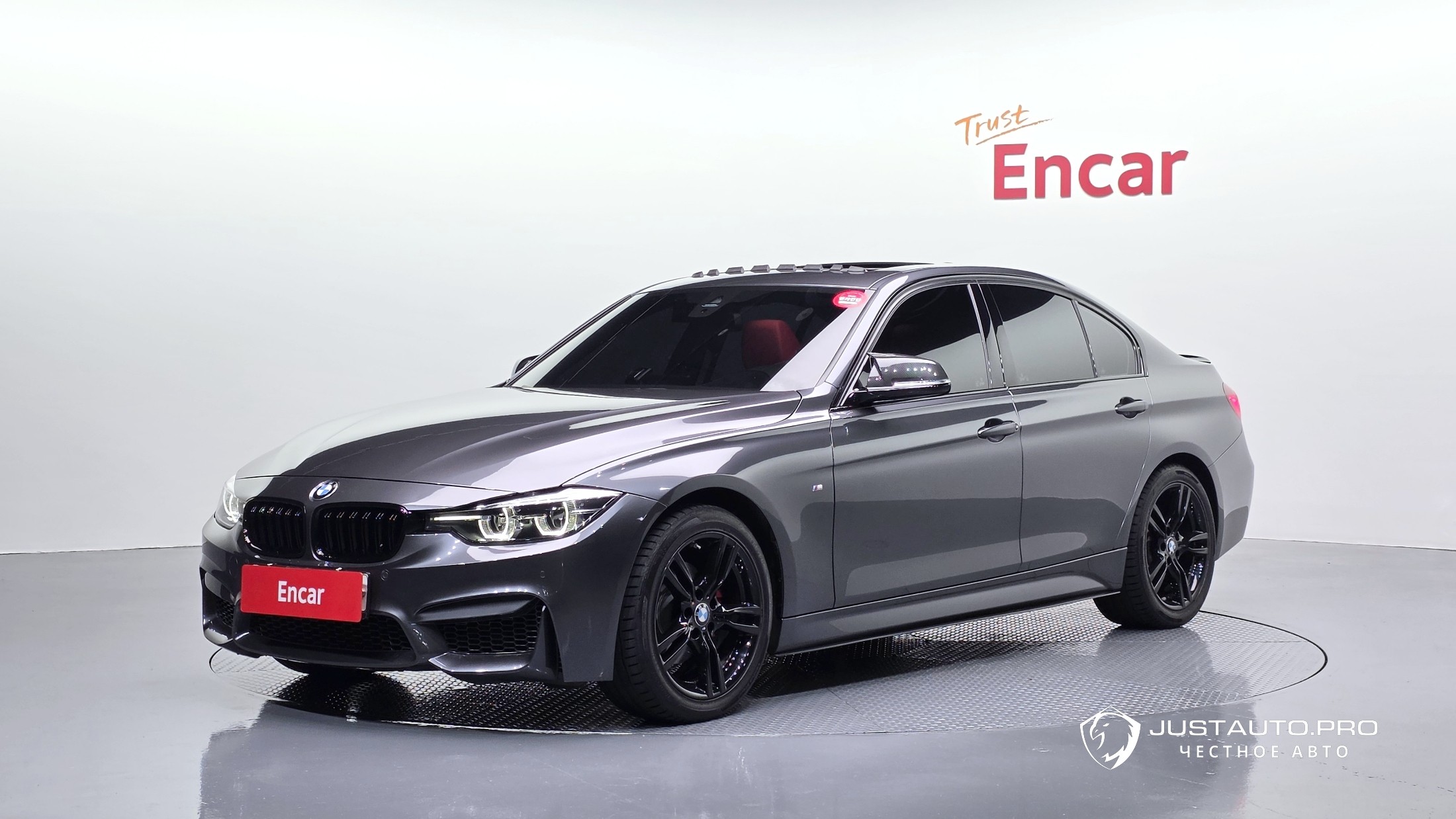 Автомобиль BMW 3-Series