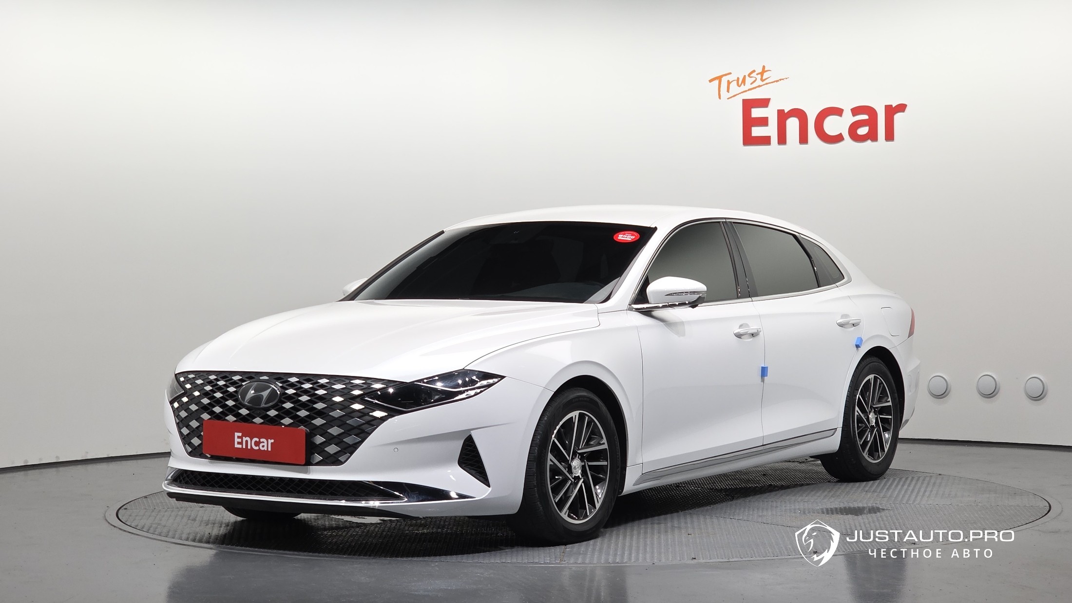 Автомобиль Hyundai Grandeur