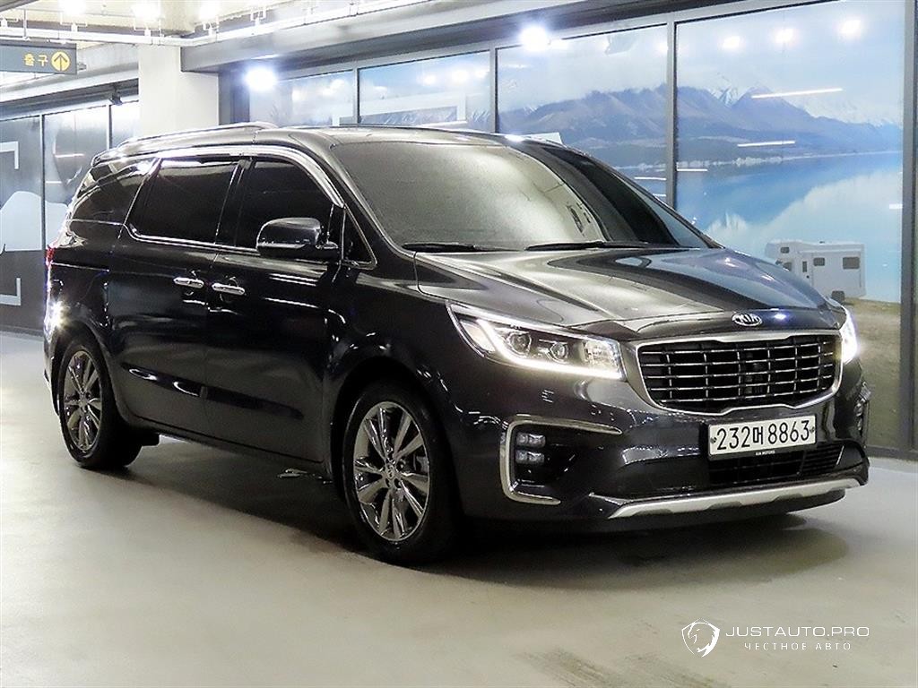 Автомобиль Kia Canival