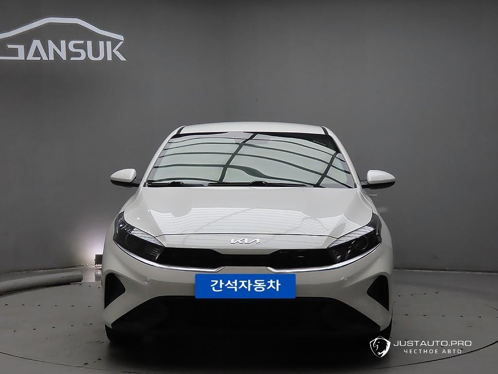 Автомобиль Kia K3