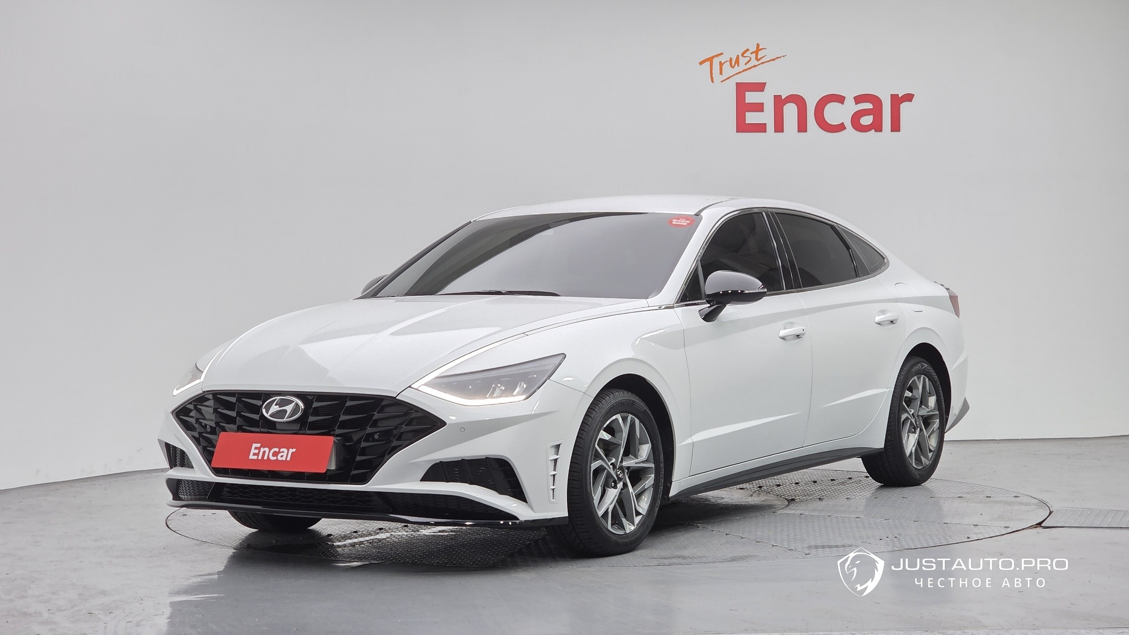Автомобиль Hyundai Sonata