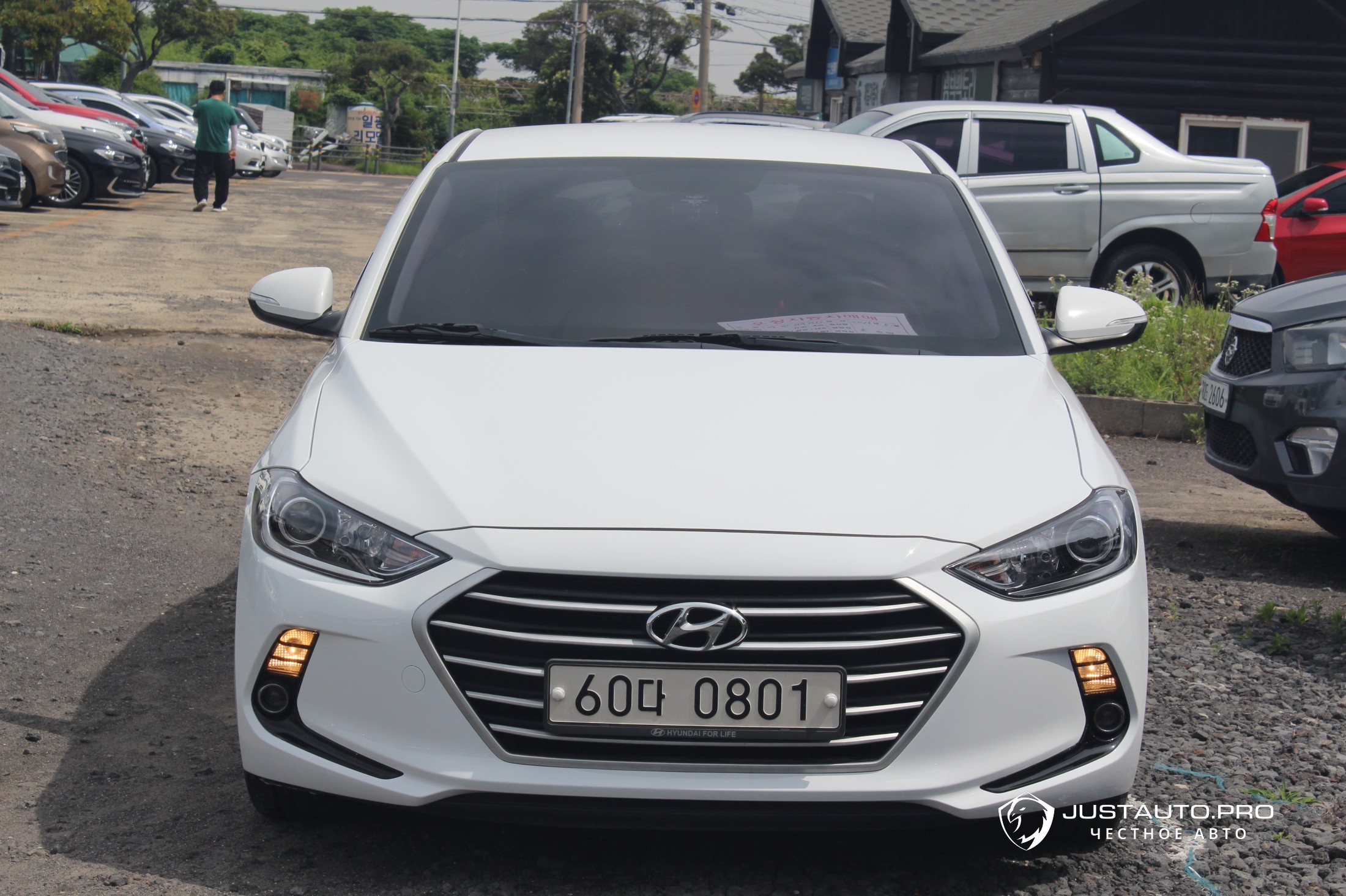 Автомобиль Hyundai AVANTE
