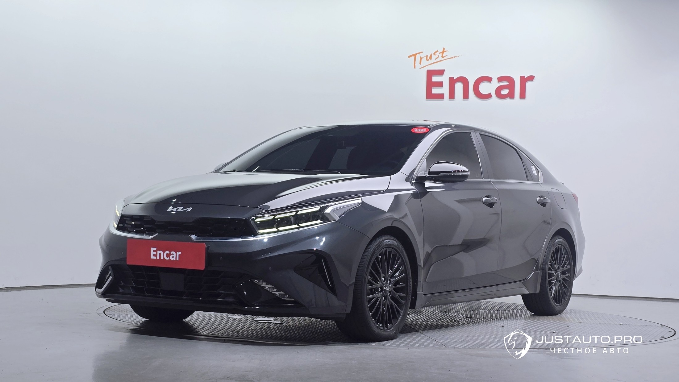 Автомобиль Kia K3