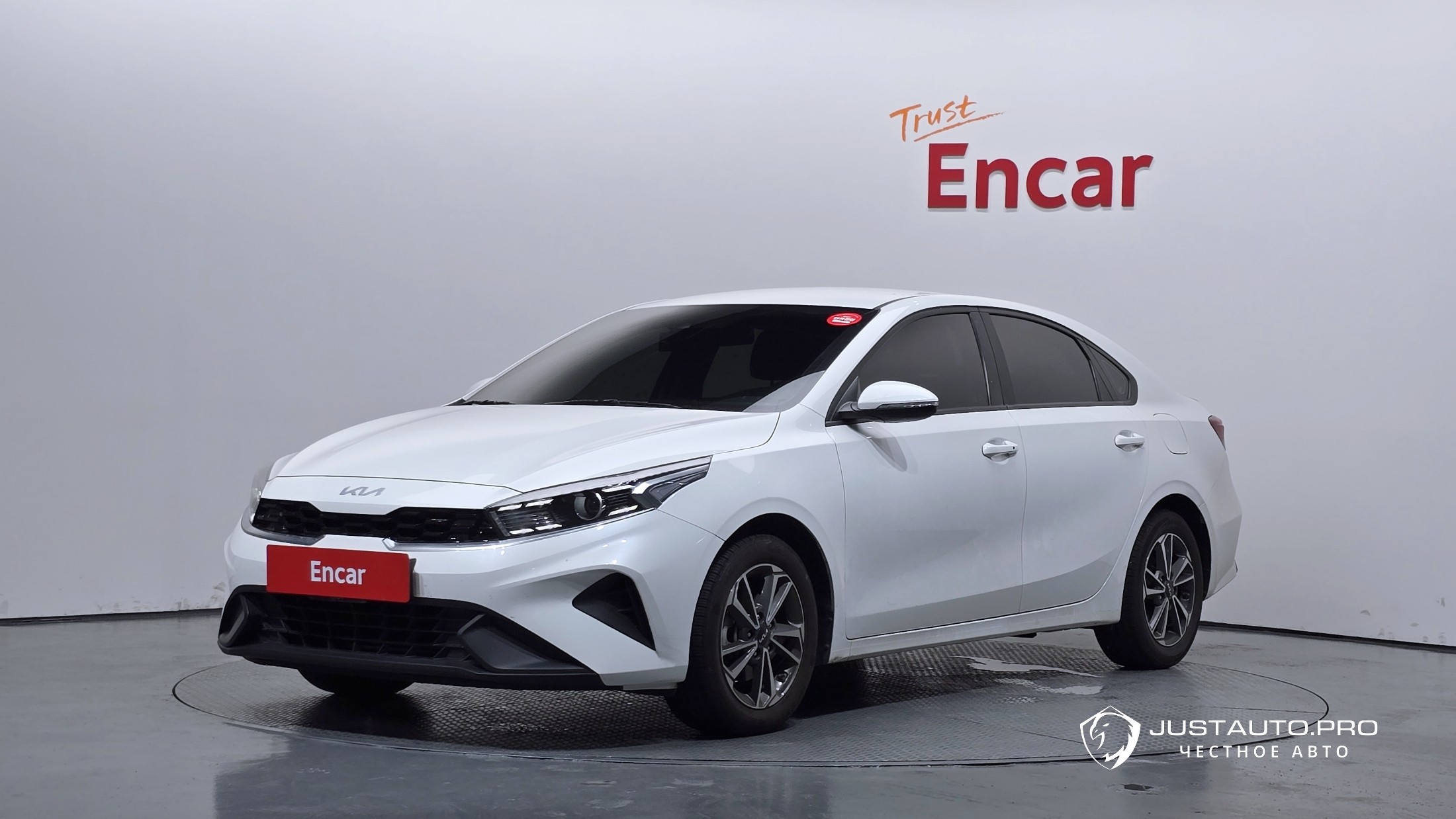 Автомобиль Kia K3