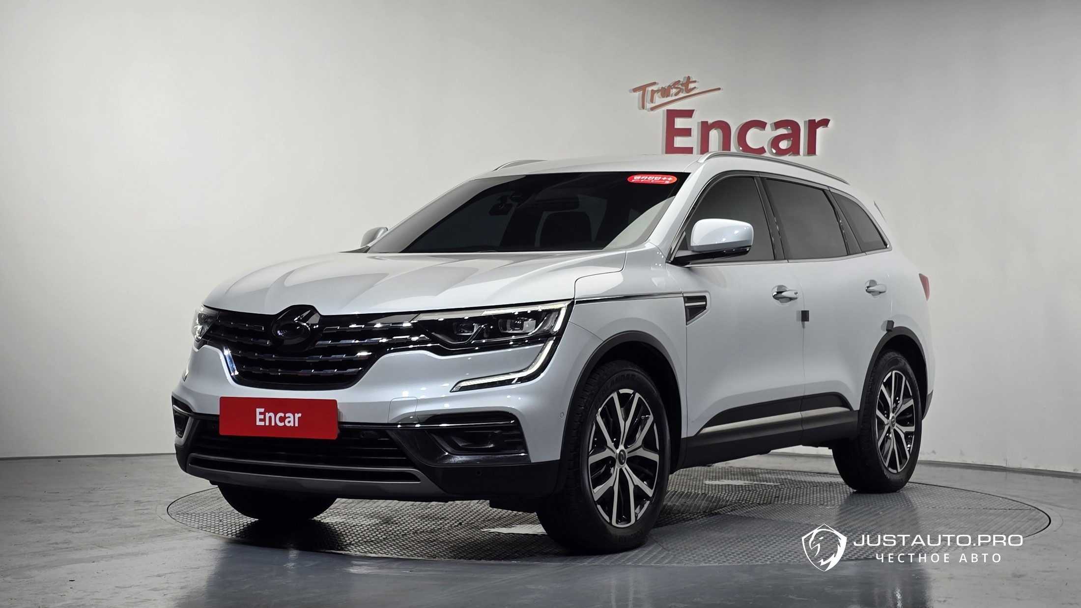 Автомобиль Renault-KoreaSamsung QM6