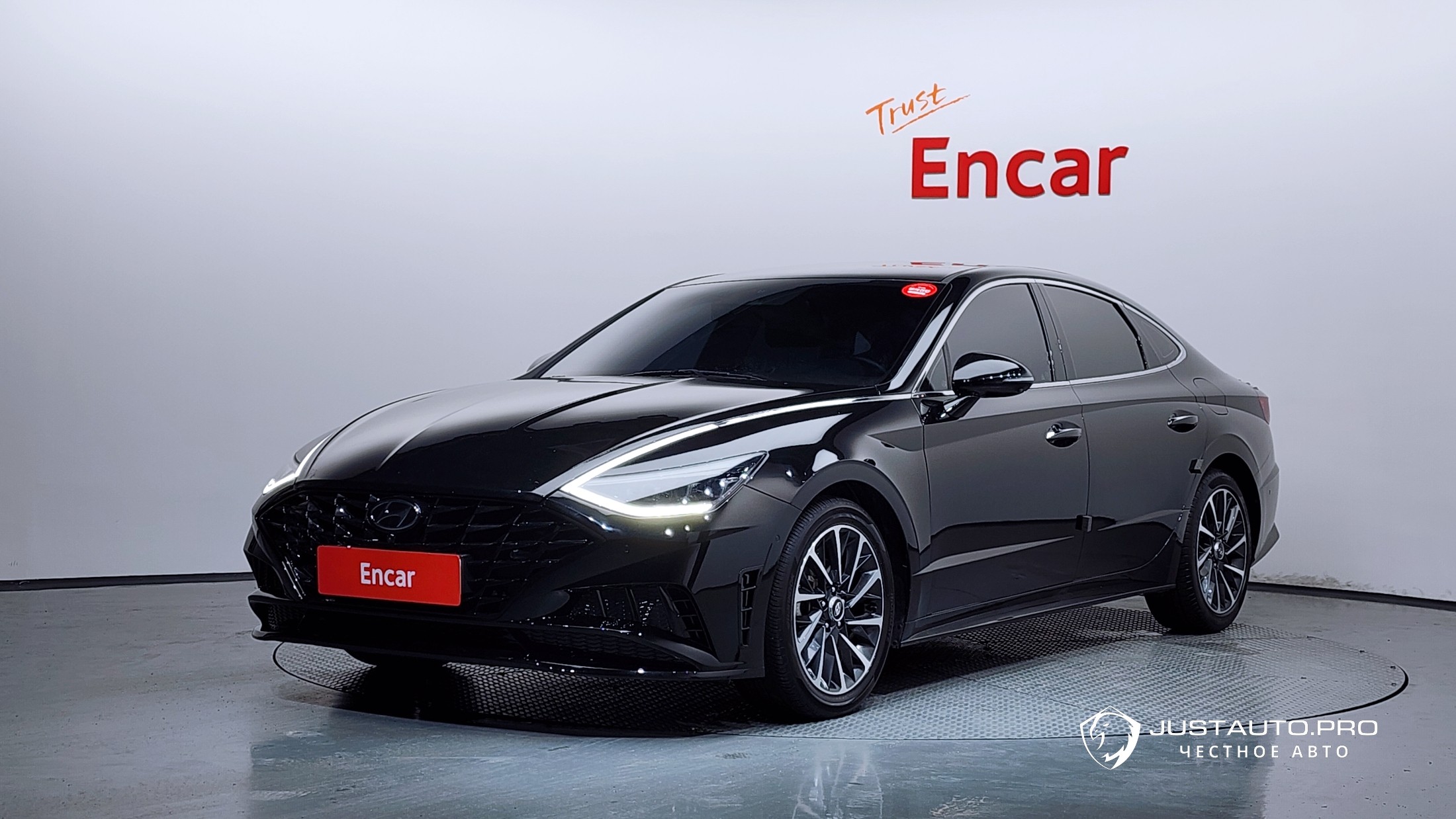 Автомобиль Hyundai Sonata