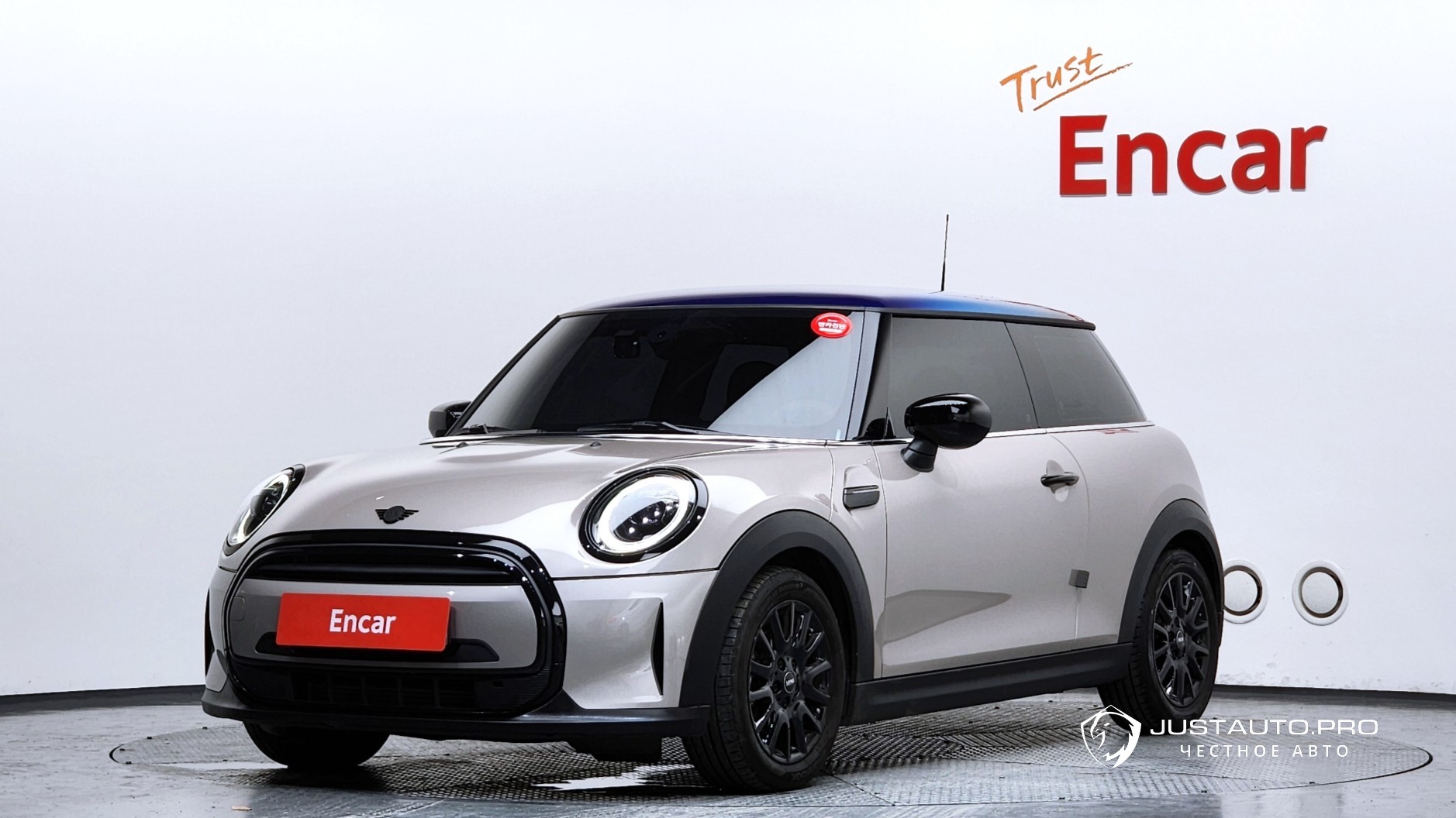 Автомобиль Mini Cooper