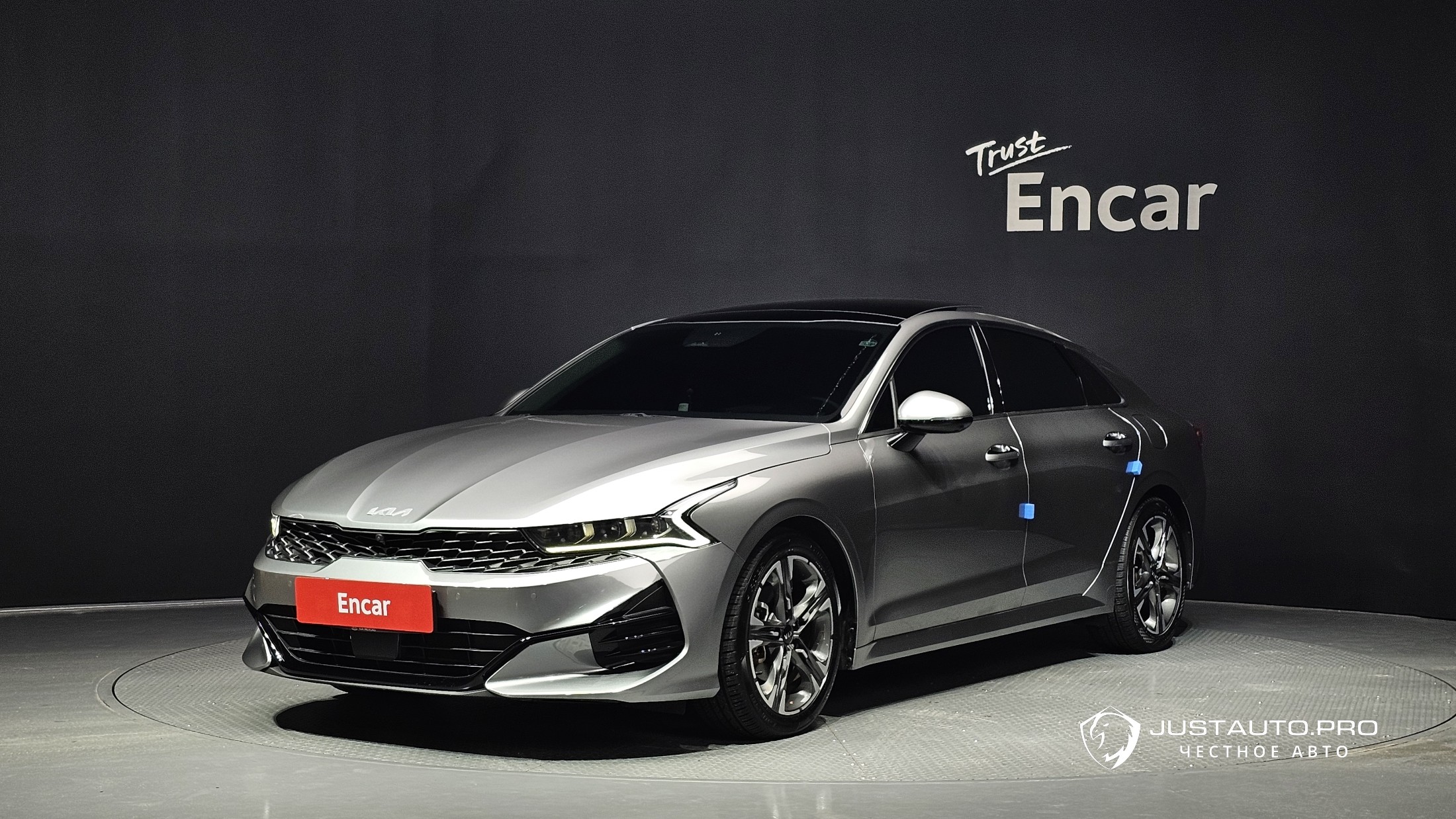 Автомобиль Kia K5