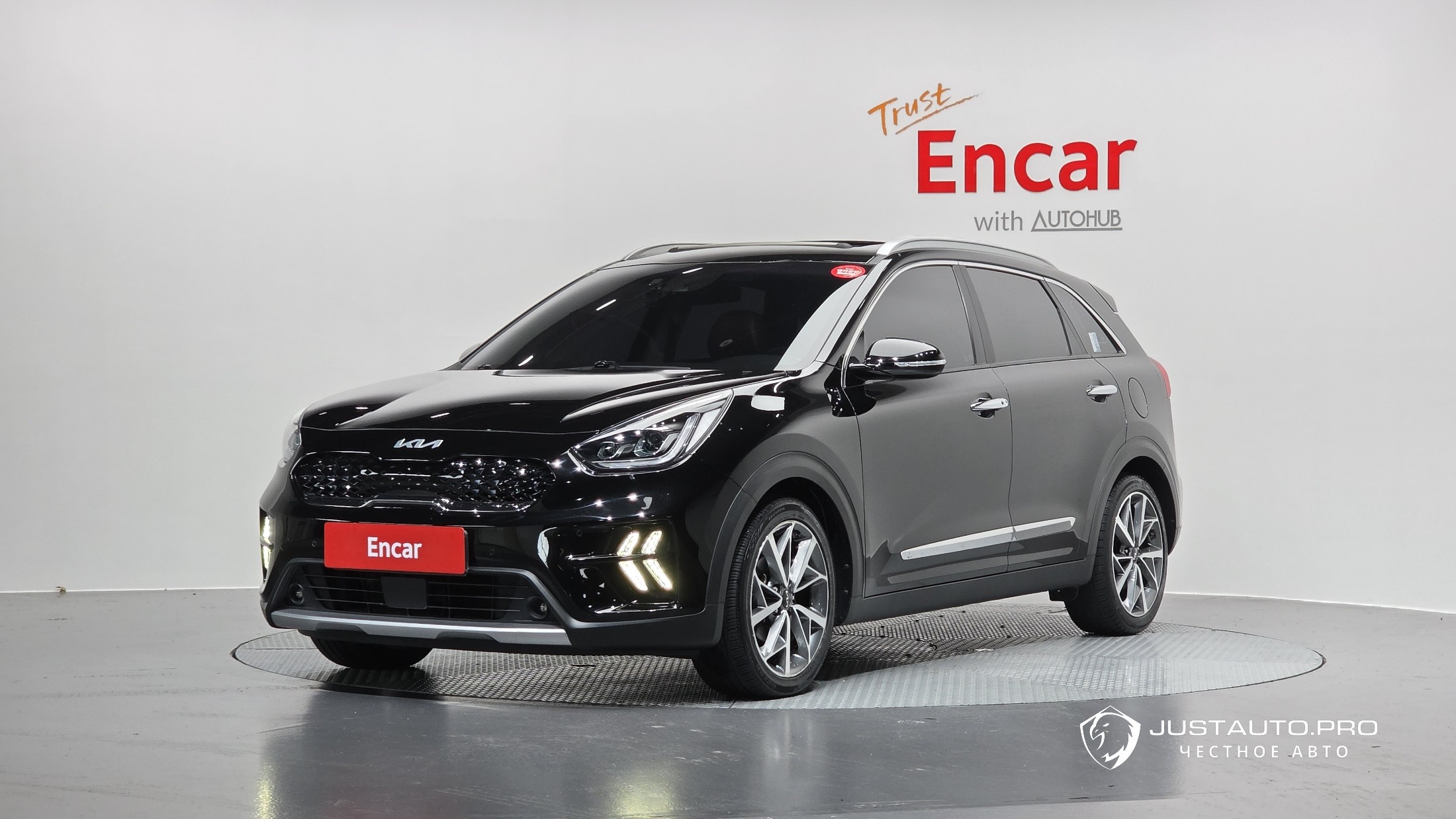 Автомобиль Kia Niro