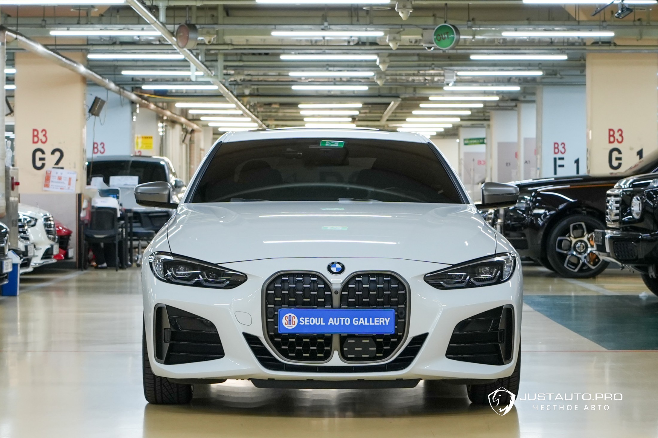 Автомобиль BMW 4-Series