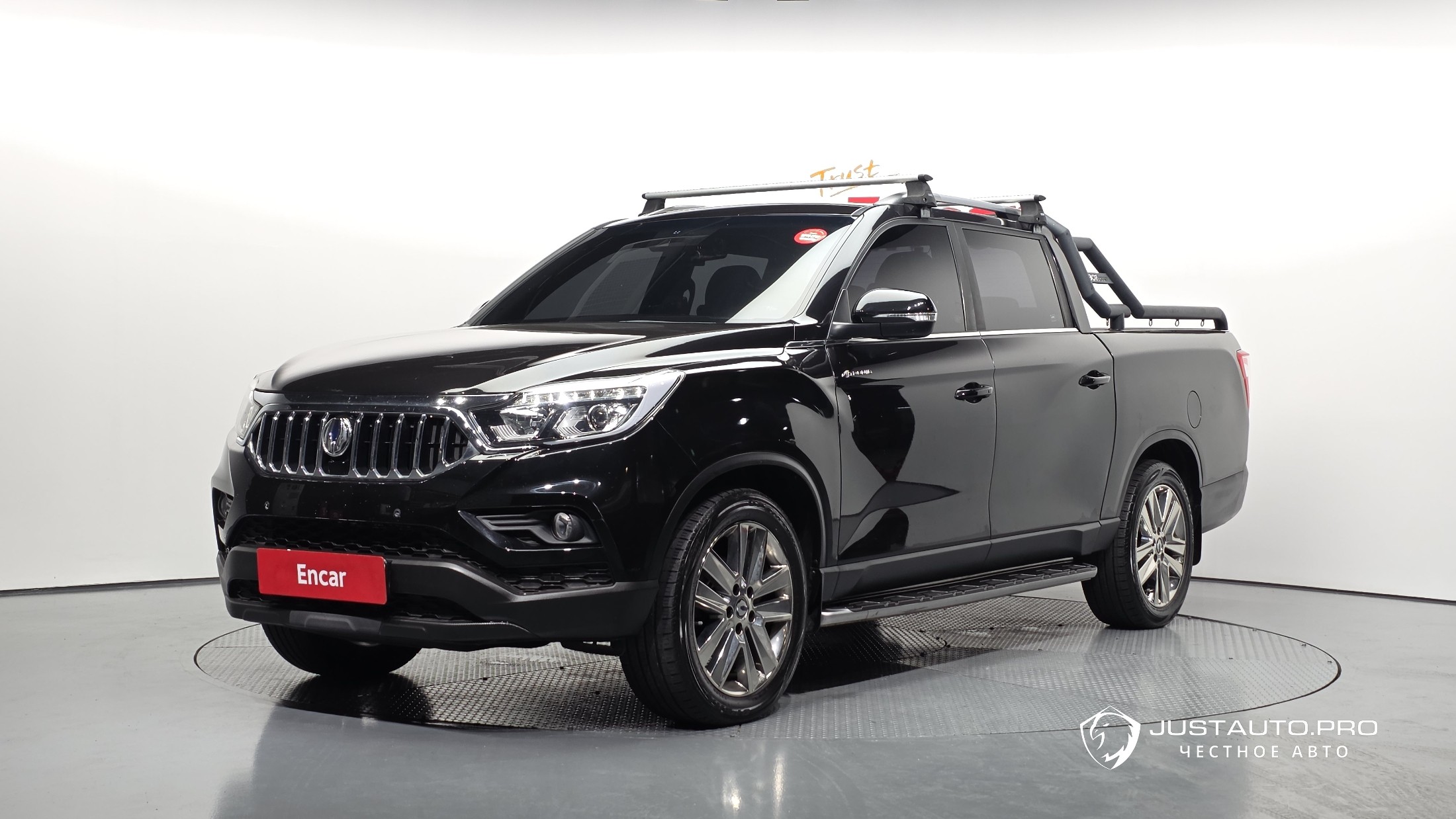 Автомобиль KG_Mobility_Ssangyong Rexton