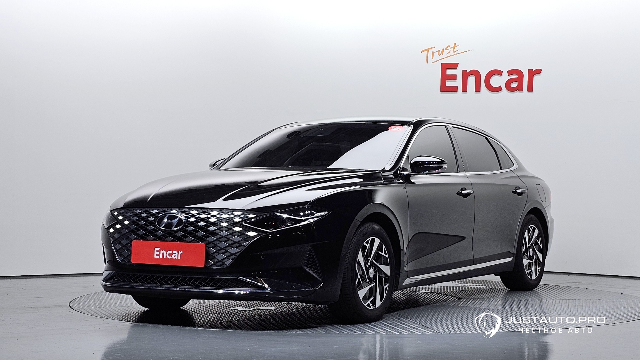 Автомобиль Hyundai Grandeur