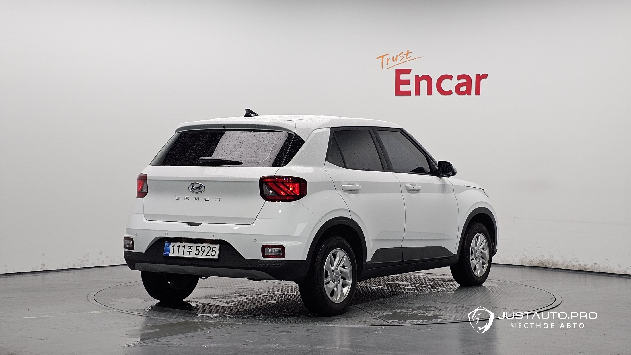 Автомобиль Hyundai Venue