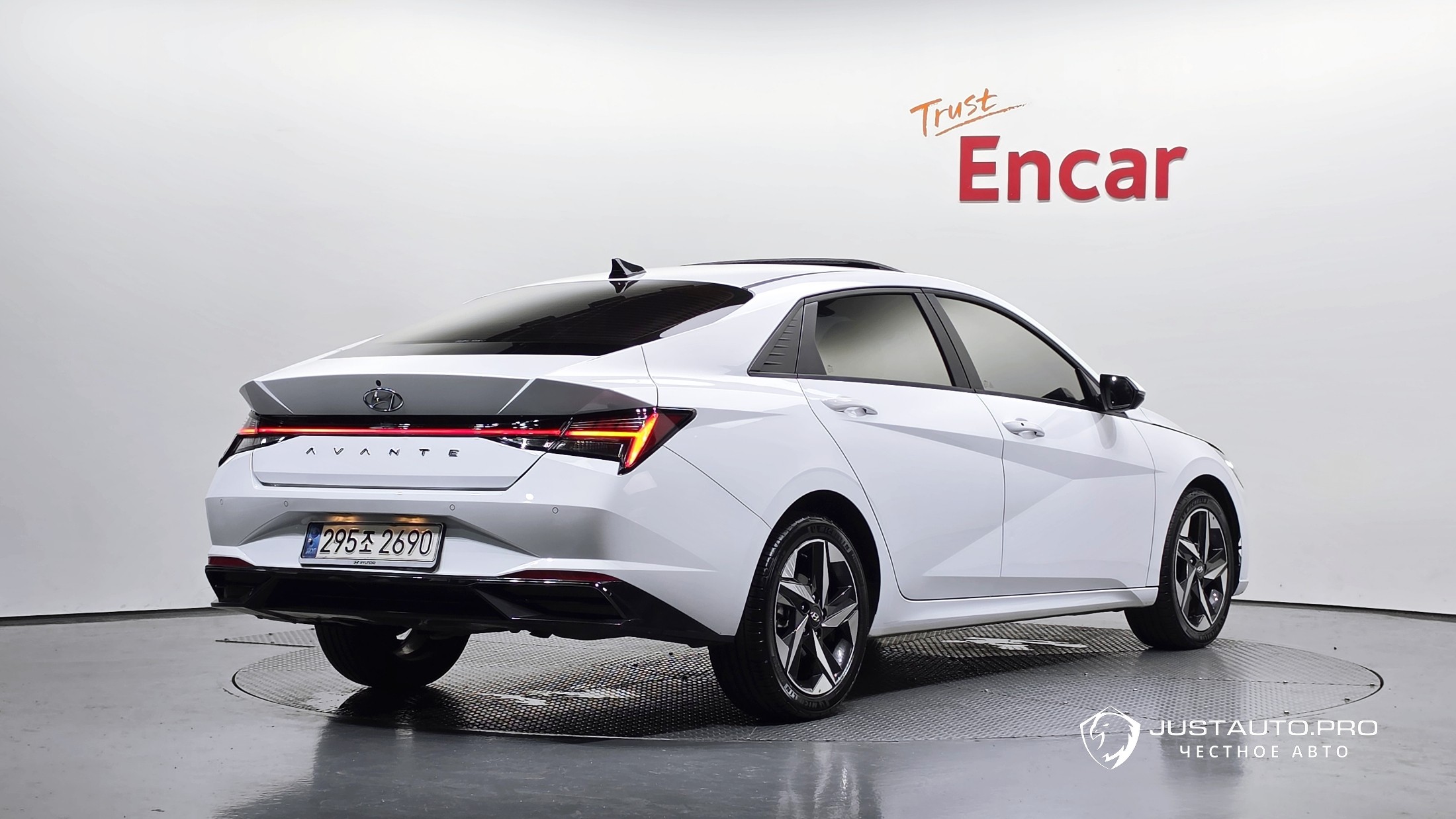 Автомобиль Hyundai AVANTE