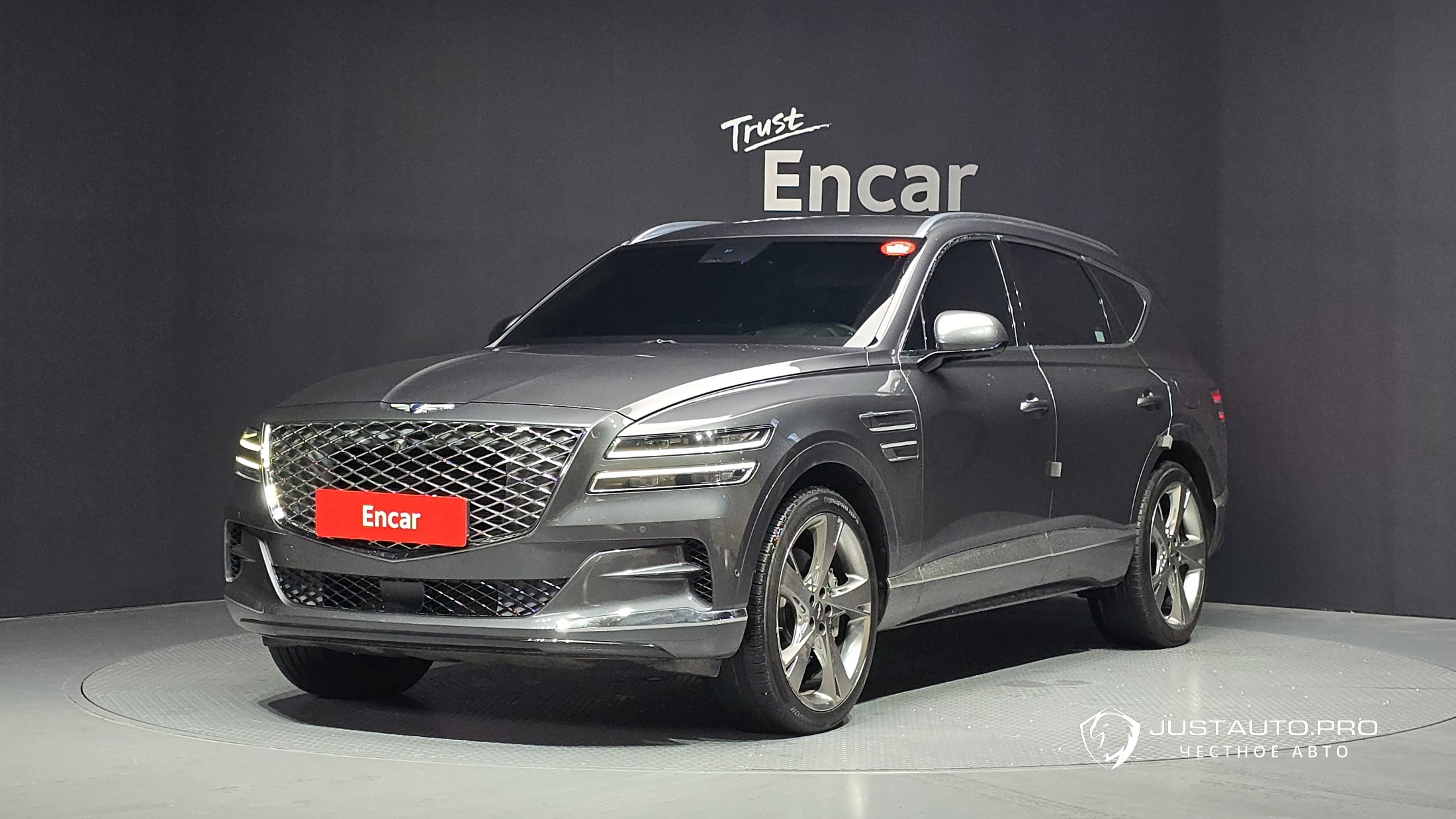 Автомобиль Genesis GV80