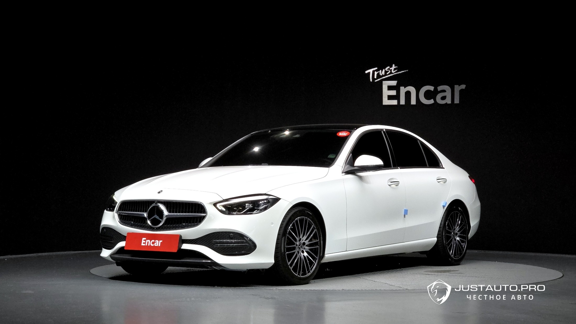 Автомобиль Mercedes-Benz C-Class