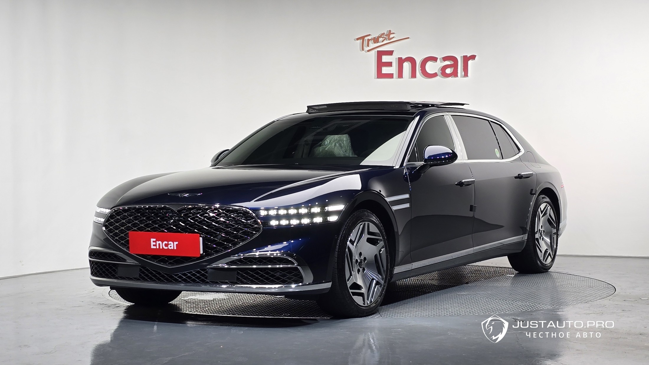 Автомобиль Genesis G90