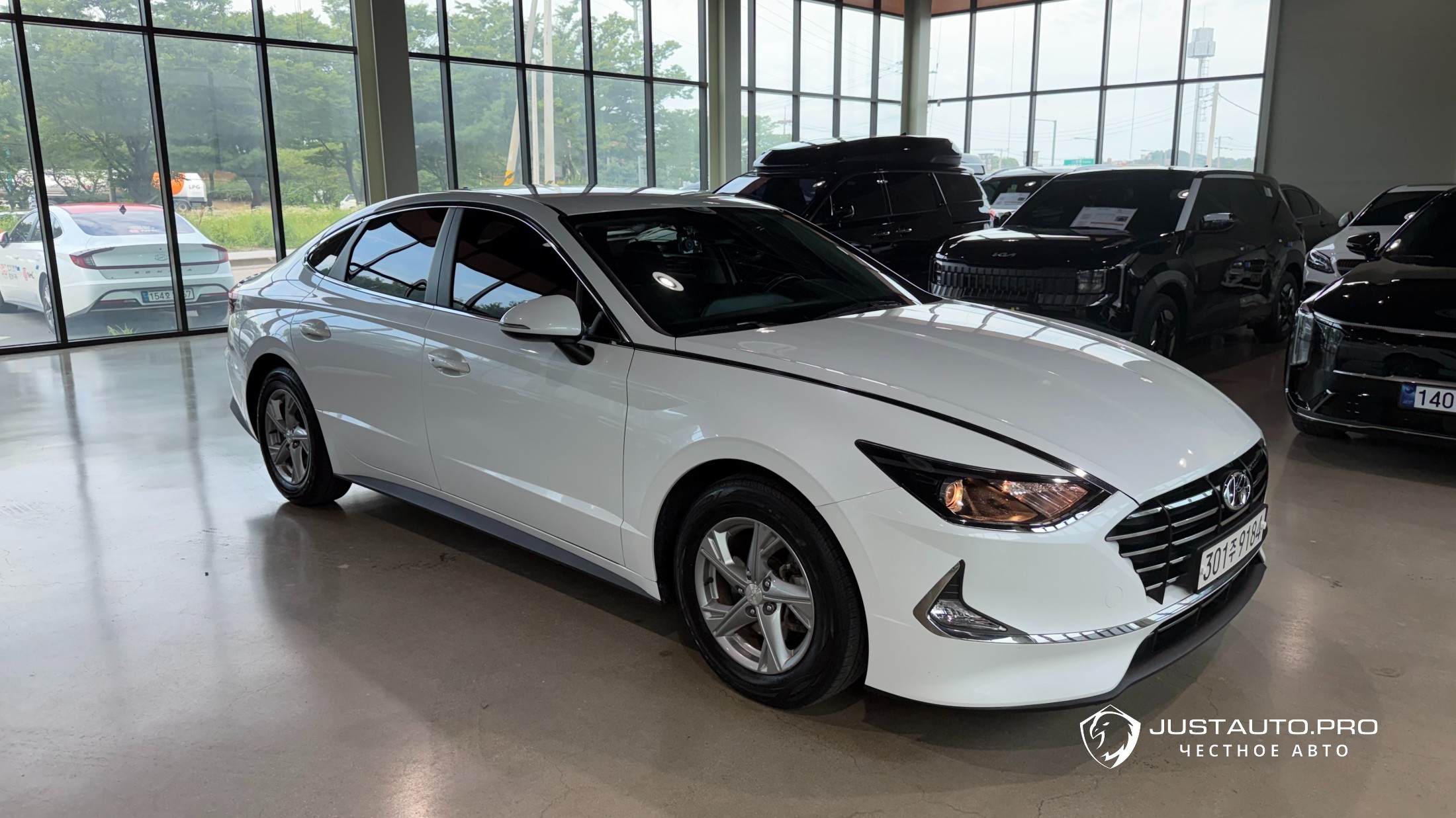 Автомобиль Hyundai Sonata