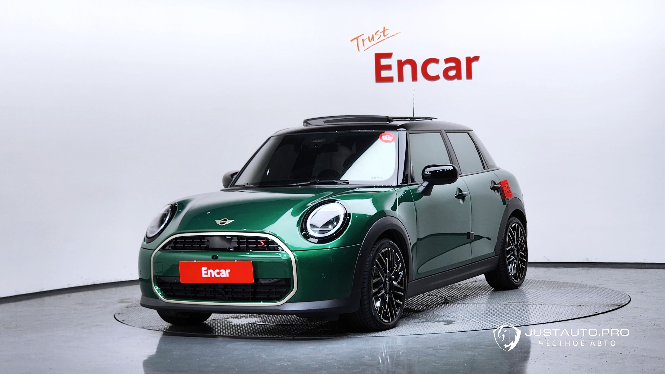 Автомобиль Mini Cooper
