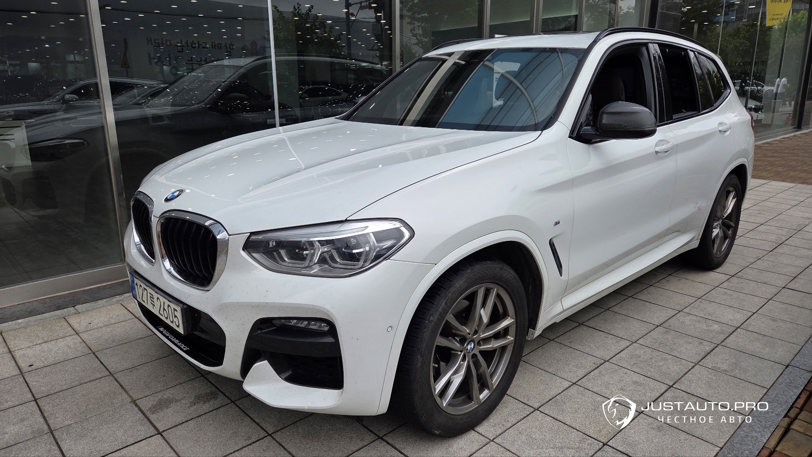 Автомобиль BMW X3