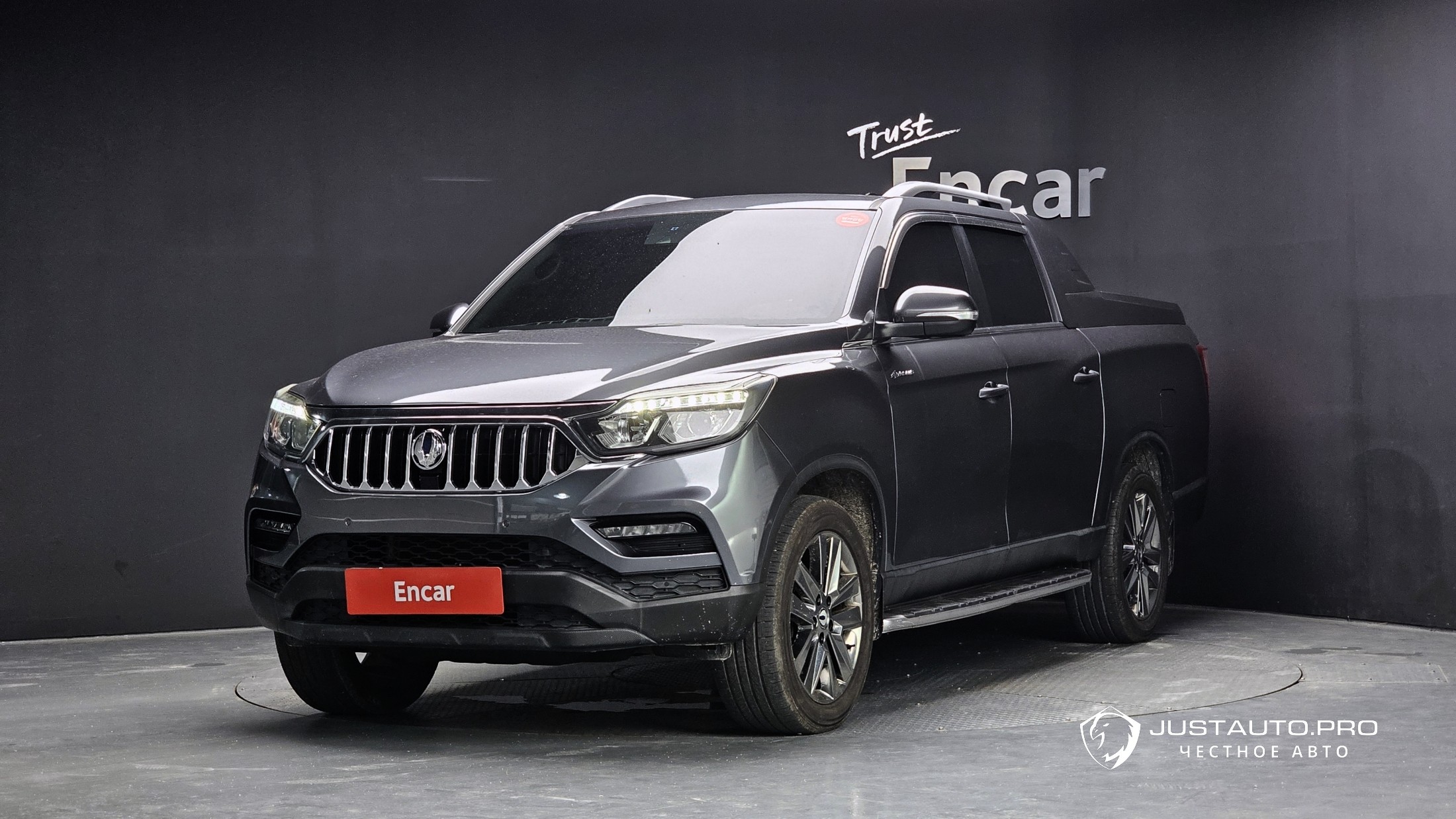 Автомобиль KG_Mobility_Ssangyong Rexton