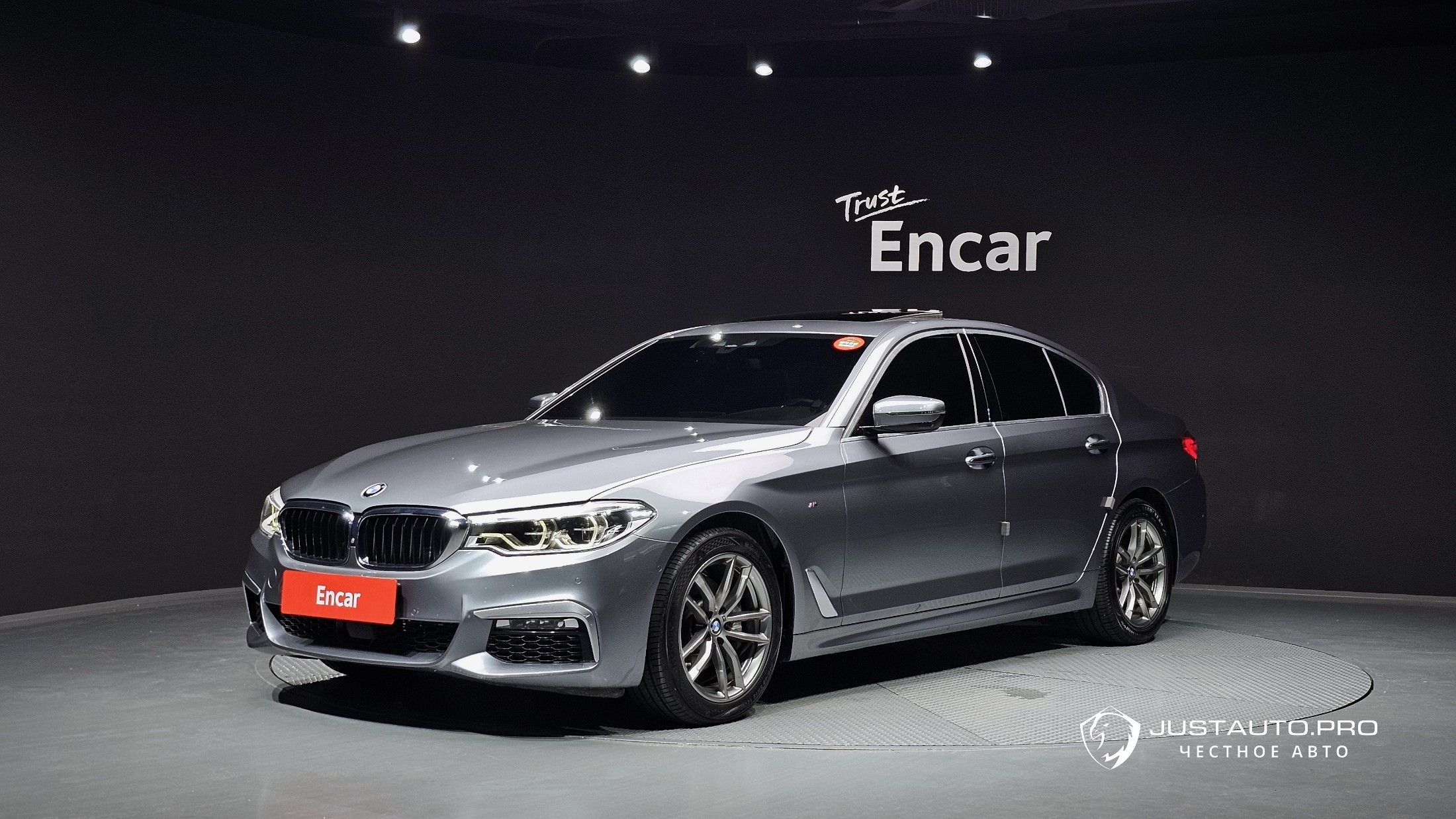 Автомобиль BMW 5-Series