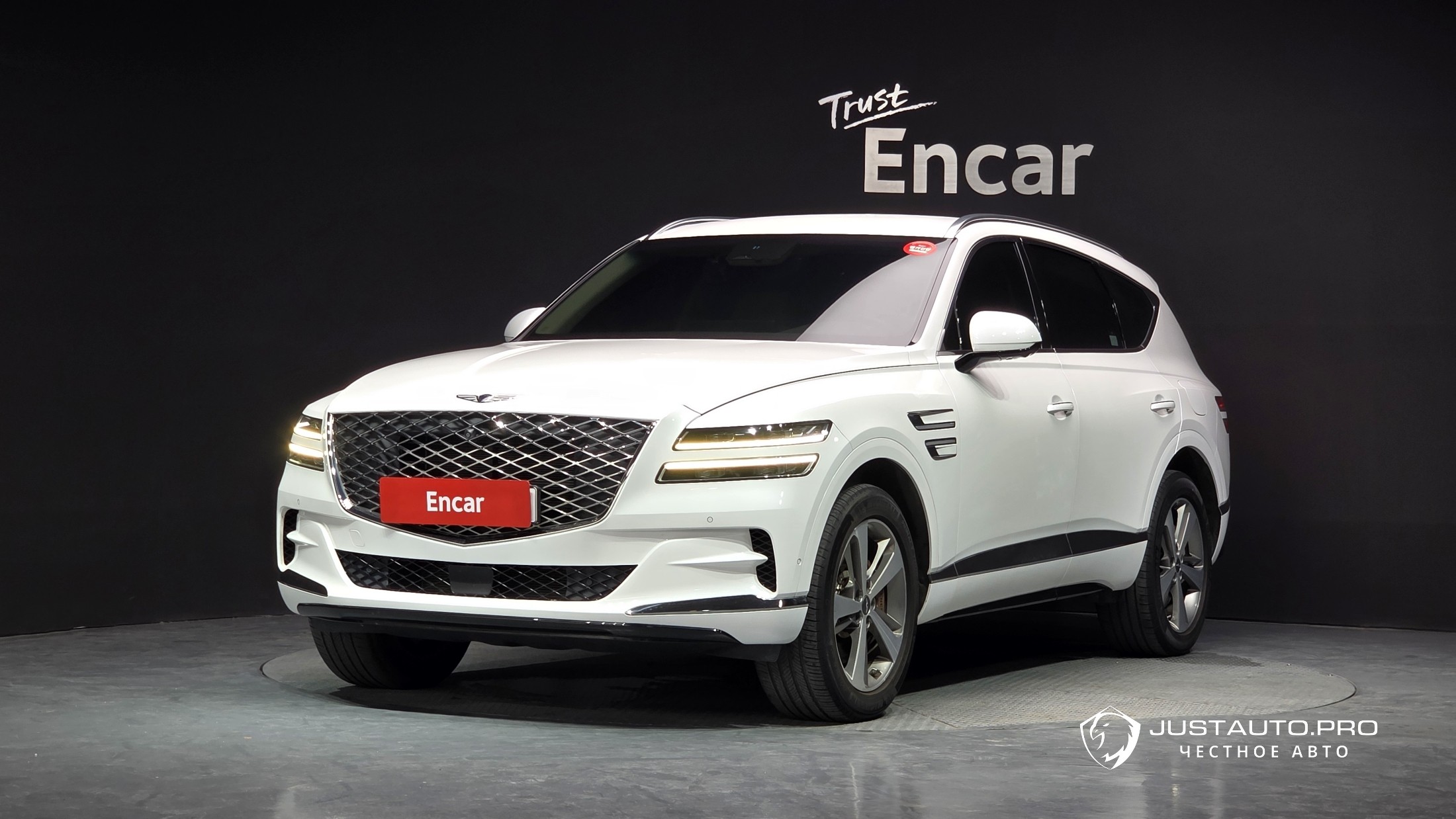 Автомобиль Genesis GV80